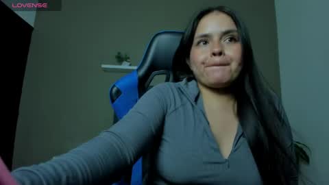 Alyda Jaramillo online show from 03/20/26, 07:41