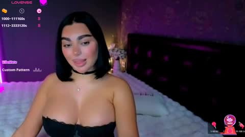  Ayla Demir  online show from 11/09/25, 10:41