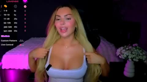  Ayla Demir  online show from 05/20/26, 08:04