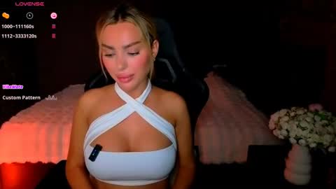 Snapshot of ayla_demir chatting on 07/06/26, 08:11 Ayla Demir online show from 07/06/26, 08:11