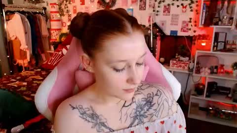 Ayla hill online show from 01/11/26, 08:25