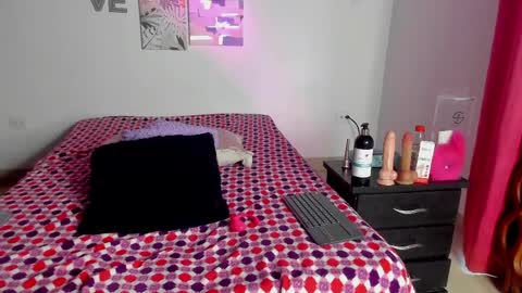 aylah_beckham online show from 06/01/26, 11:23