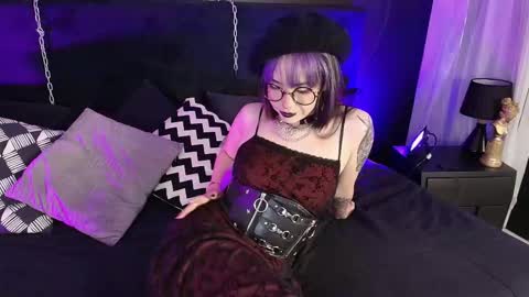 Aylen online show from 10/07/25, 08:17