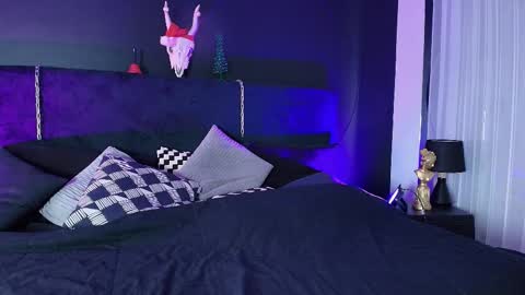 Aylen online show from 11/25/25, 07:58