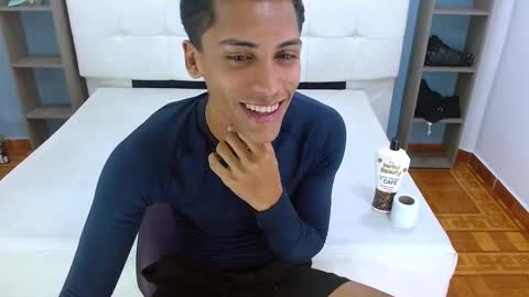 Aylen  online show from 02/16/25, 01:03