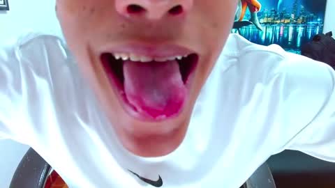 Aylen  online show from 02/22/25, 06:19