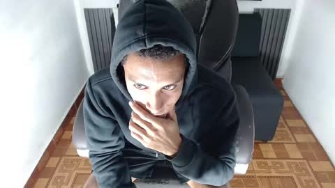 Aylen  online show from 03/01/25, 09:15