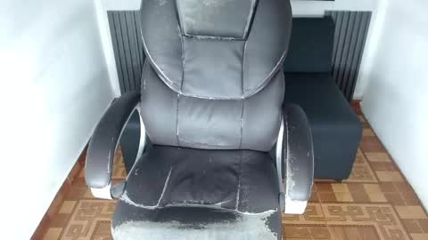 Aylen  online show from 03/02/25, 12:20