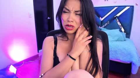 Snapshot of aylin_diazz chatting on 01/09/25, 11:56 Aylin online show from 01/09/25, 11:56