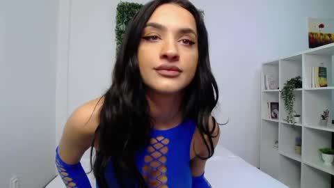 Aylin Ross online show from 01/15/25, 07:05