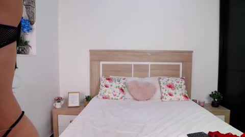 Aylin Ross online show from 09/18/25, 07:05