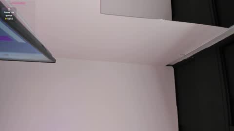 ayllin  online show from 09/10/25, 07:47