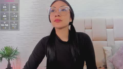 ayllin  online show from 11/20/25, 11:32