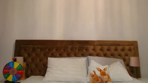 Aylin online show from 10/22/25, 01:50