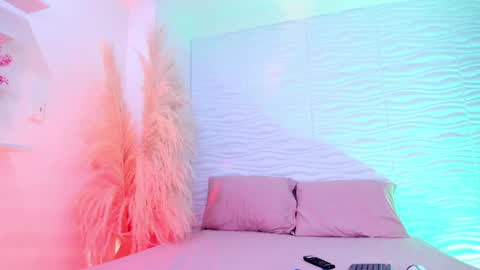 aylinlove_ online show from 06/08/26, 10:59