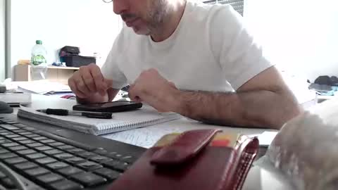 Snapshot of aylinniyerim chatting on 02/28/25, 12:31 aylinniyerim online show from 02/28/25, 12:31