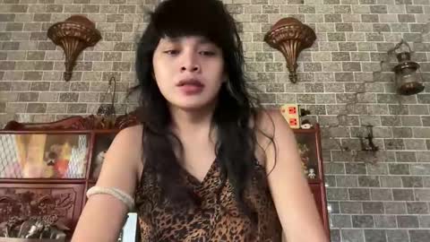 aymkyline online show from 11/21/25, 02:10