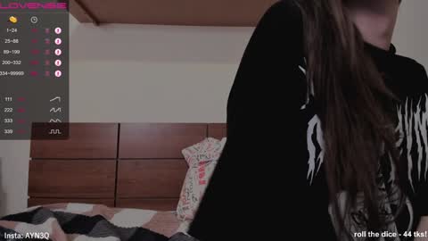 AYNEK        fansly  online show from 12/23/24, 02:02