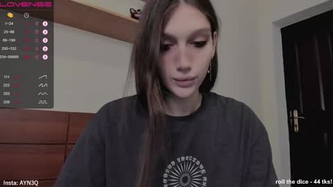 AYNEK        fansly  online show from 01/06/25, 08:35