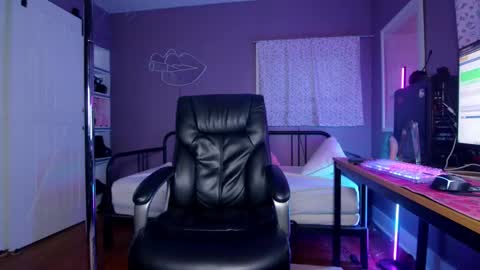 mia rand online show from 02/13/25, 10:43