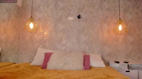 Snapshot of ayrix_angels chatting on 11/10/25, 07:13 ayrix angels online show from 11/10/25, 07:13