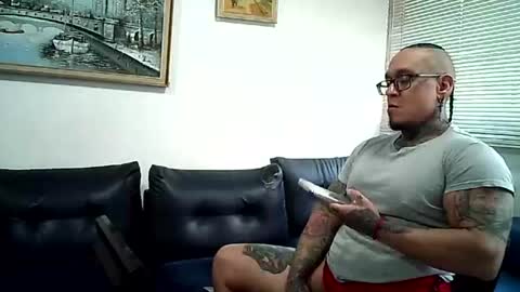 Ayrton naffah2 online show from 06/23/26, 07:56