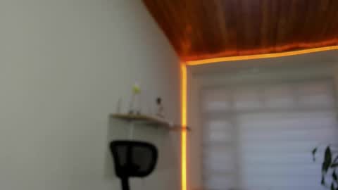 aysha_winxx online show from 10/22/25, 11:21