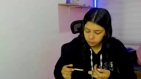 aysha_winxx online show from 10/28/25, 11:14