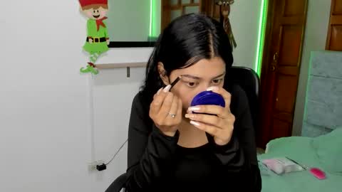 aysha_winxx online show from 12/17/25, 03:23