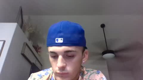 az2312752908 online show from 04/06/26, 12:52