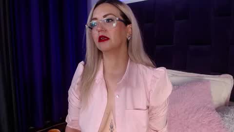 Azahara online show from 03/19/26, 02:21