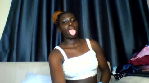 azaelia_iris online show from 07/16/26, 06:03