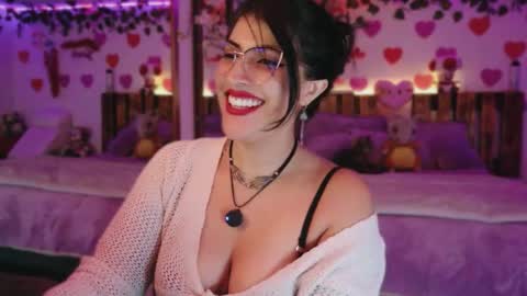 Snapshot of azaharnoor chatting on 06/04/26, 12:38 Azahar online show from 06/04/26, 12:38
