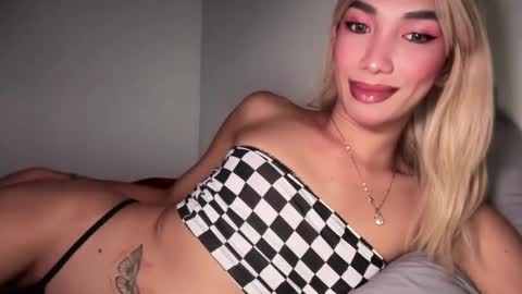 azalea_cum69 online show from 05/26/26, 05:20