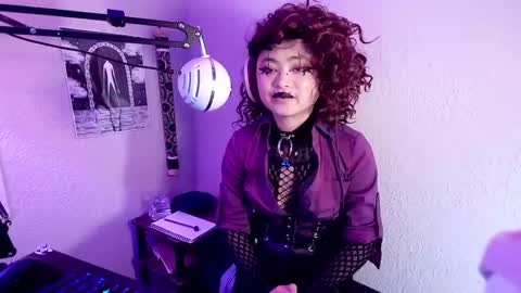 Snapshot of azazelgains chatting on 03/11/25, 04:32 Azazel online show from 03/11/25, 04:32