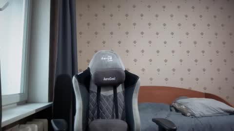 Snapshot of azazelmax chatting on 12/10/24, 12:05 azazelmax online show from 12/10/24, 12:05