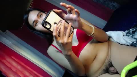 Snapshot of aziyah_goddess chatting on 02/05/25, 02:19 Aziyah online show from 02/05/25, 02:19