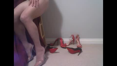 Snapshot of azn_ph_doll chatting on 05/16/26, 10:36 azn_ph_doll online show from 05/16/26, 10:36