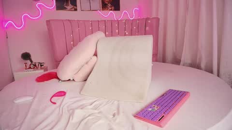 PRINCESS AZUL. online show from 12/28/24, 11:16