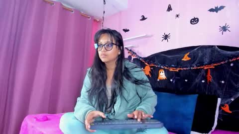 azul_moon online show from 11/03/25, 03:41