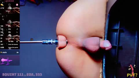 Snapshot of azul_poppi chatting on 10/18/25, 04:48 earandel online show from 10/18/25, 04:48