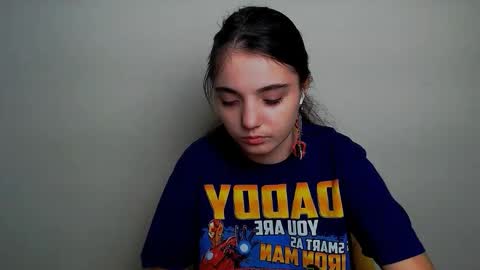 azumi_chan_ online show from 10/19/25, 02:50