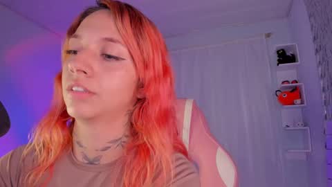 azumi saan online show from 01/28/25, 04:18