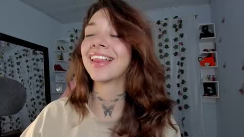 azumi saan online show from 01/15/26, 03:11