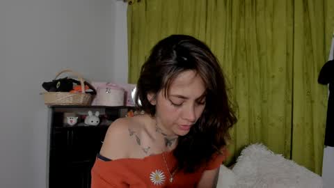 azumi saan online show from 04/08/26, 01:27