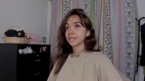 azumi saan online show from 05/15/26, 02:40