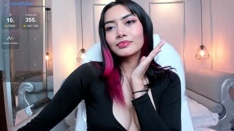 Azura online show from 02/03/25, 07:21