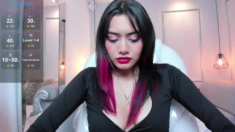 Azura online show from 02/24/25, 07:41