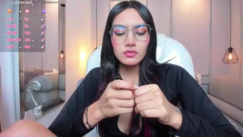 Azura online show from 10/23/25, 07:23