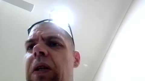 azza42086 online show from 01/12/26, 09:47